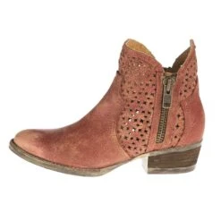 Circle G Women's Circle G Red Cut Out Shortie 7in. Top -Rustic Cowgirl Sales Q0003 3