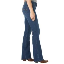 Wrangler Women's Aura Slimming Boot Cut Jean -Rustic Cowgirl Sales WUT74KJ 3